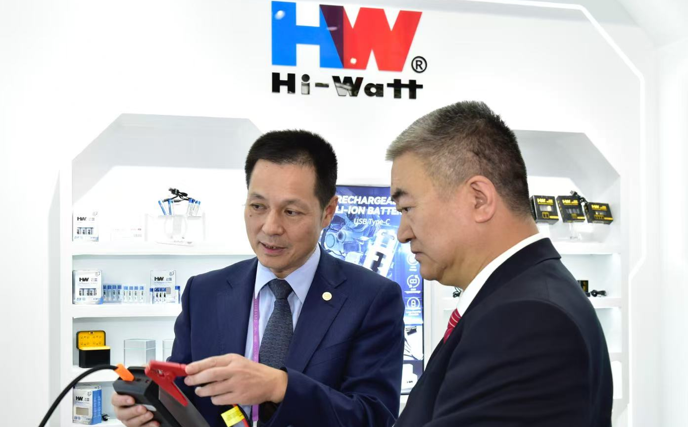 The 137th Canton Fair: Tiger Head Companys Stunning Debut with Brand New Product Lineup